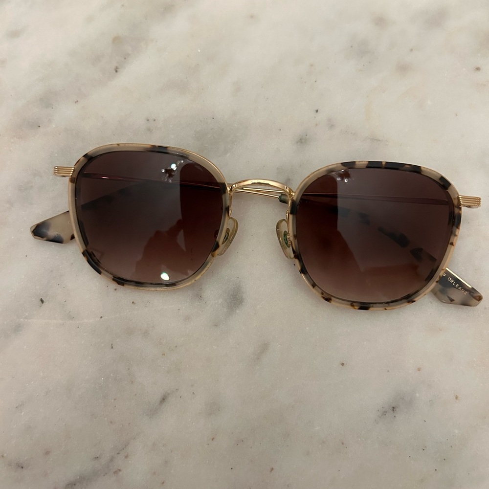 Tortoiseshell Square Sunglasses with Gold Metal Accents